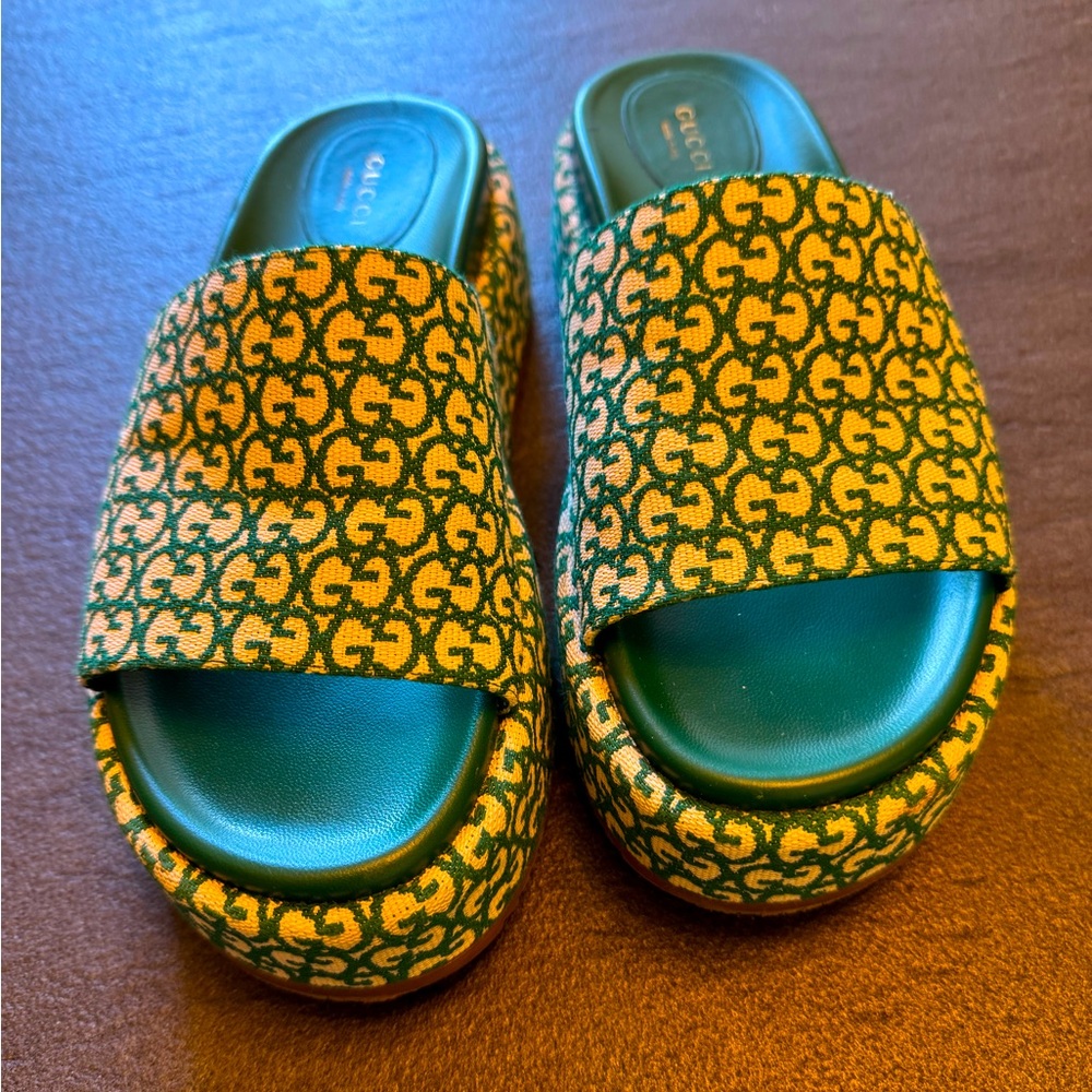 Women’s Gucci Platform Slide Sandal Size 39